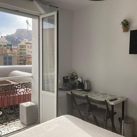 Room With Private Bathroom And Balcony Nearby The Mercado Central, Center And Beach Alicante Exteriér fotografie