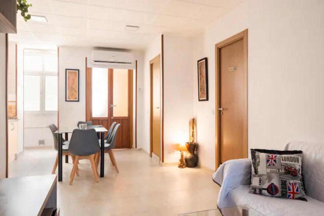 Room With Private Bathroom And Balcony Nearby The Mercado Central, Center And Beach Alicante Exteriér fotografie