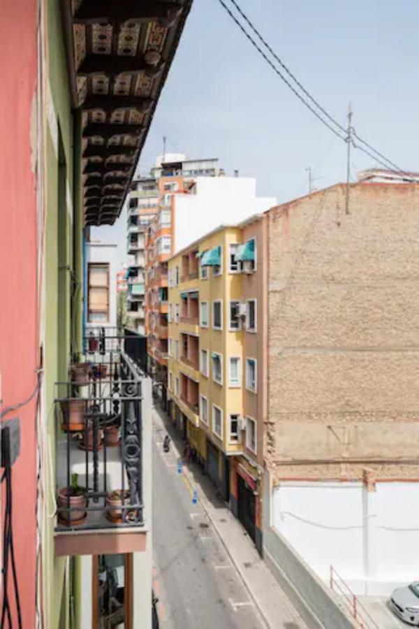 Room With Private Bathroom And Balcony Nearby The Mercado Central, Center And Beach Alicante Exteriér fotografie