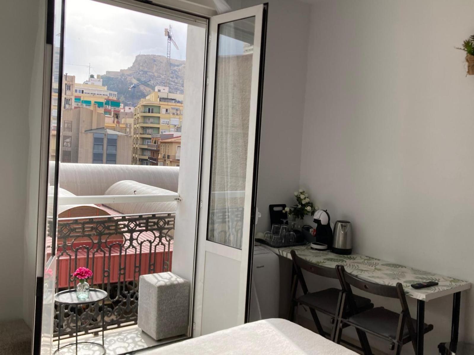 Room With Private Bathroom And Balcony Nearby The Mercado Central, Center And Beach Alicante Exteriér fotografie